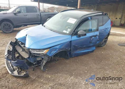 2021 Volvo Xc40 T5 R-Design from USA, damaged, VIN YV4162UM1M2403679